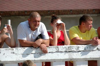 В Лузановке прошел рыцарский турнир «Стальной шторм»