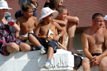 В Лузановке прошел рыцарский турнир «Стальной шторм»