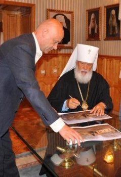 Митрополит Агафангел благословил проект памятника Александру Суворову
