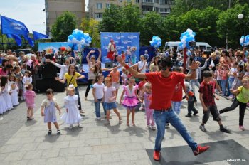 Праздник детства у Фонтана