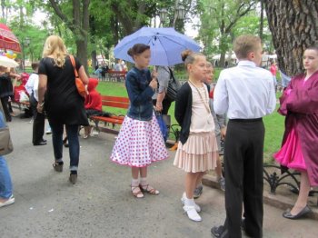 Дерибасовская. 1 июня