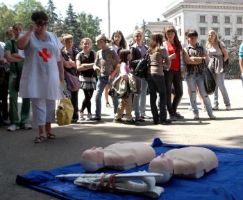 В Одессе отметили Международный день Красного Креста
