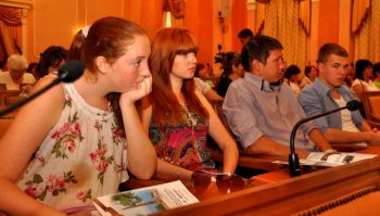 Круглый стол «Задачи патриотического воспитания учащейся молодежи на современном этапе развития общества»