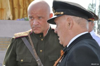 Возвращенная память: памятник работникам завода "Большевик"