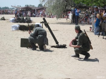 Военная реконструкция: взятие рейхстага