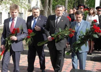 Сегодня в Одессе состоялся традиционный митинг-реквием, посвященный 26-й трагической годовщине аварии на Чернобыльской АЭС
