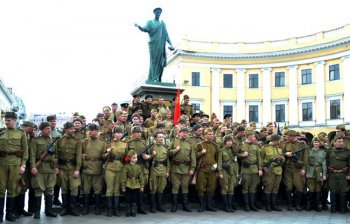 В Одессе празднуют годовщину освобождения от фашистских захватчиков