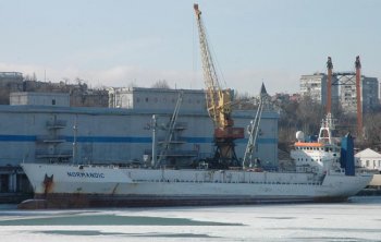 Одесский порт во льду