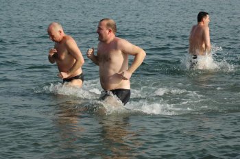 Одесские регионалы участвовали в крещенском купании