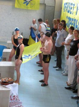 В Одессе проходят соревнования по плаванию