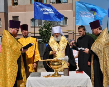 Началось строительство детской поликлиники в Суворовском районе