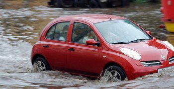 Под Одессой 1,5 волна накрыла «копейку», «Жигуленок» выстоял