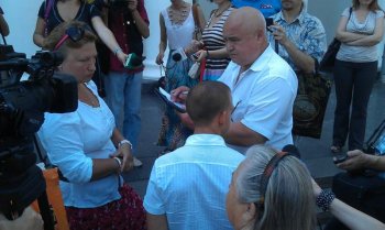 Исполком вновь «под прицелом»