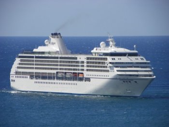 Одесситы ждут два крузных судна AEGEAN ODYSSEY и CORINTHIAN II