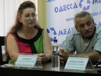 Суда под украинским флагом брошены в Марокко и Турции