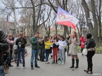 Делу время, потехе час: в Одессе - день мыльных пузырей