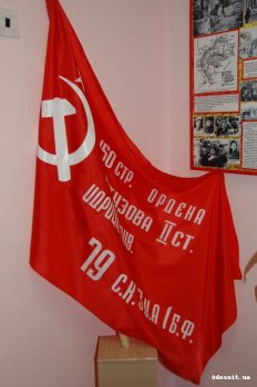 Сегодня в 92-й школе открылся музей, скоро здесь появится и своя видеотека