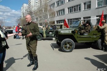 Сегодня в 92-й школе открылся музей, скоро здесь появится и своя видеотека