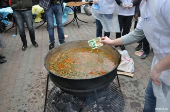 Борщ - он и в Африке борщ!