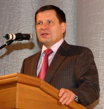 Алексей Костусев не писал заявление и писать его не собирается - Сергей Кивалов