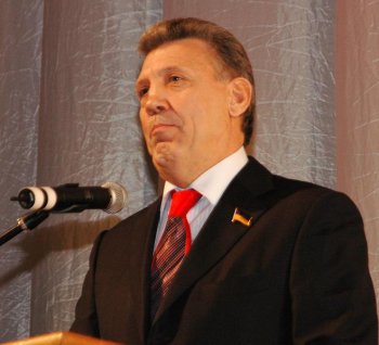 Алексей Костусев не писал заявление и писать его не собирается - Сергей Кивалов