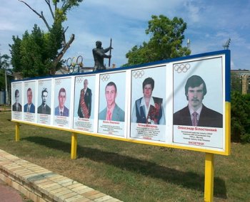 Одесская Аллея олимпийских чемпионов  восстановлена  после урагана