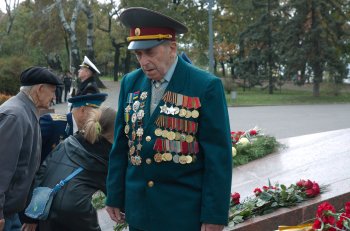 Участникам обороны Одессы подарят по 1000 гривен