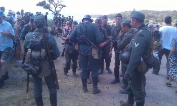 Военная реконструкция в Чабанке едва не закончилась пожаром (фото, видео)