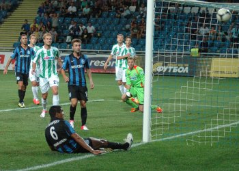 В домашнем матче ФК «Черноморец» сыграл с «Карпатами» 1:1