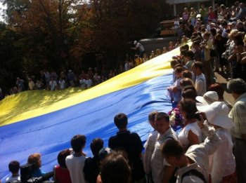 Накануне Дня Независимости Одессса  заметно пожелтела, поголубела (фото)