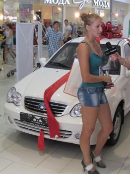 В Одессе за автомобиль «сражались» шпильки