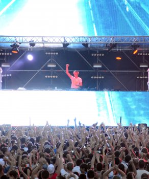 Танцевальный фестиваль Godskitchen  завершился в двух городах Украины - Одессе и Львове