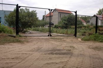 Одесские власти продолжают заливать Черноморку грязью и другими нечистотами