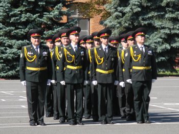 Курсанты Военной академии принесли присягу. Принимал лично министр обороны (фото)