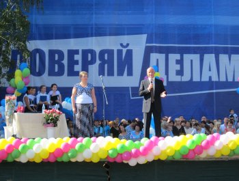 Геннадий Труханов посетит все школы Суворовского района