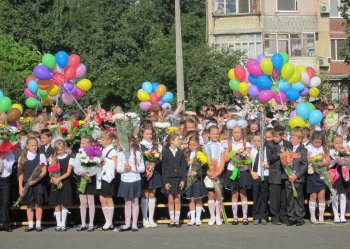 Геннадий Труханов посетит все школы Суворовского района