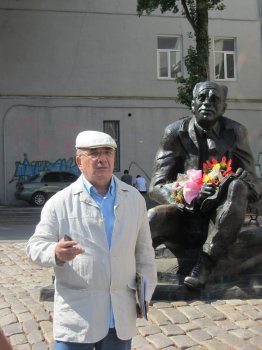Год назад в Одессе был установлен памятник И.Бабелю