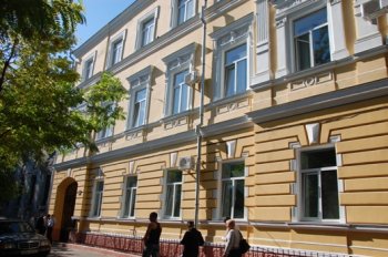 Старейшим зданиям Одессы возвращают первоначальный вид