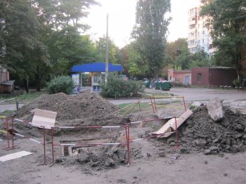 Раскопки в Малиновском районе: очередная удача людей с лопатами