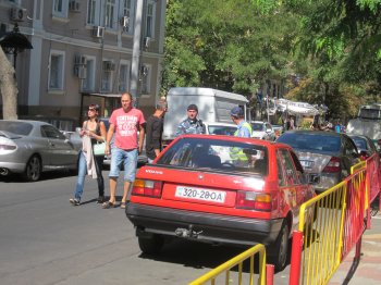 В Одессе снова снимают кино. Наверно о хамстве…