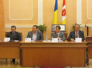 Олег Брындак призвал население активнее брать власть в свои руки