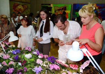 В Одессе проходит Межрегиональная  Выставка Фиалок