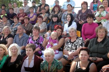 В поселке Петровка, Ивановского района Одесской области открылся новый стадион