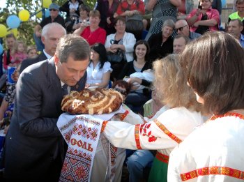 В поселке Петровка, Ивановского района Одесской области открылся новый стадион