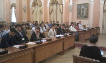 В горсовете более сотни молодых людей решали, каким должен стать наш город в будущем