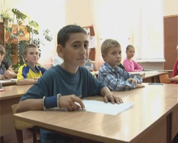 Воспитанникам школы-интерната №5 преподнесли подарок