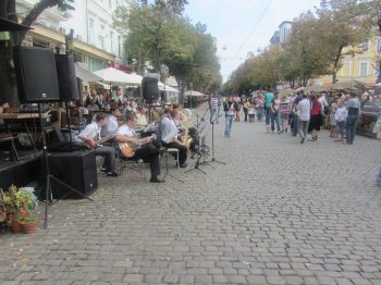 Осенняя ярмарка на Дерибасовской