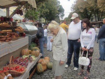 Осенняя ярмарка на Дерибасовской
