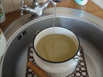 Вода с сюрпризом для одесситов