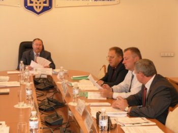Депутаты хотят привлекать чиновников к уголовной ответственности за затягивание выдачи госактов на землю